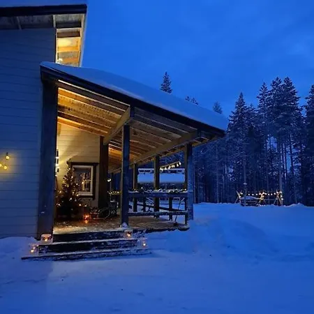 Blueberry Hill With Car * Raanujärvi