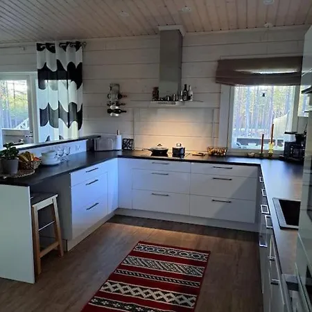 Blueberry Hill With Car *