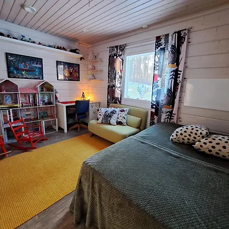 Blueberry Hill With Car Raanujärvi